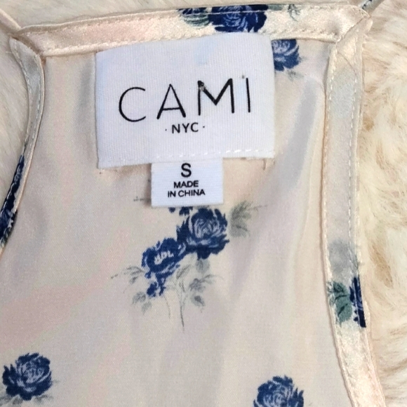 Cami NYC Silk Top - Picture 3 of 8